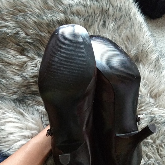 Nine West size 8.5 brown leather booties - Picture 5 of 6